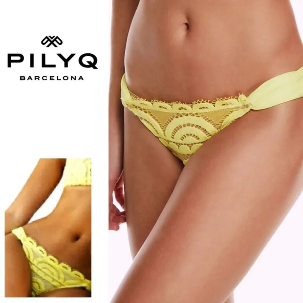New. Pilyq teeny lace fanned full bikini bottoms. Small